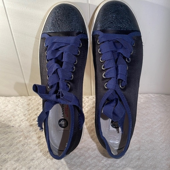 🤩HP🤩 Lanvin Paris Crackled Leather Toe Cap Satin Sided Black Navy Blue Sneaker - Picture 1 of 12